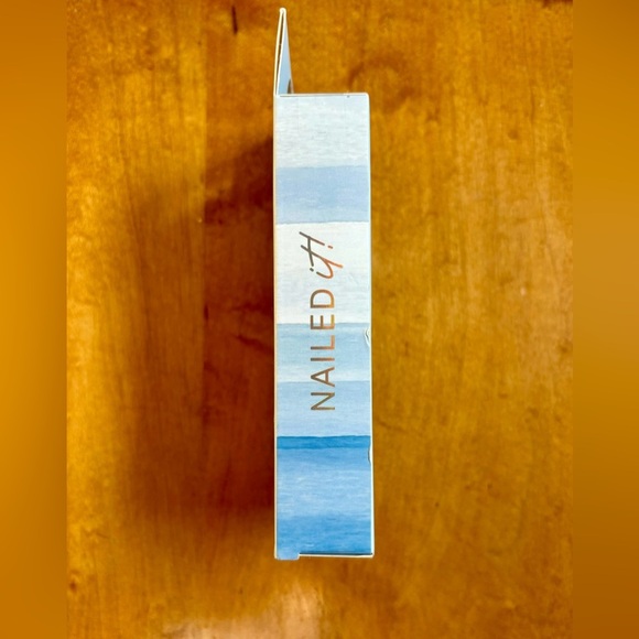 Cala Glam Couture “Multicolor" Coffin Shape Press On Nails New In Box Medium - Picture 5 of 5